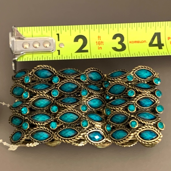 Peacock turquoise blue gold tone filigree vintage/boho stretch cuff bracelet - Picture 10 of 12